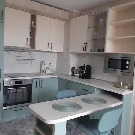 Four Seasons * Pomorie