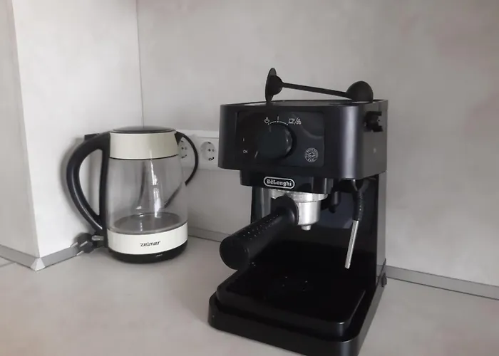 Four Seasons Apartment *